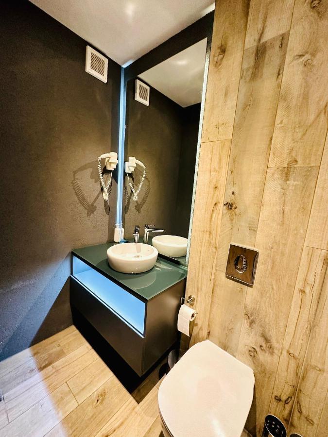 Kharisma Apartment-Free Parking-Ultracentral Cluj-Napoca Exterior photo