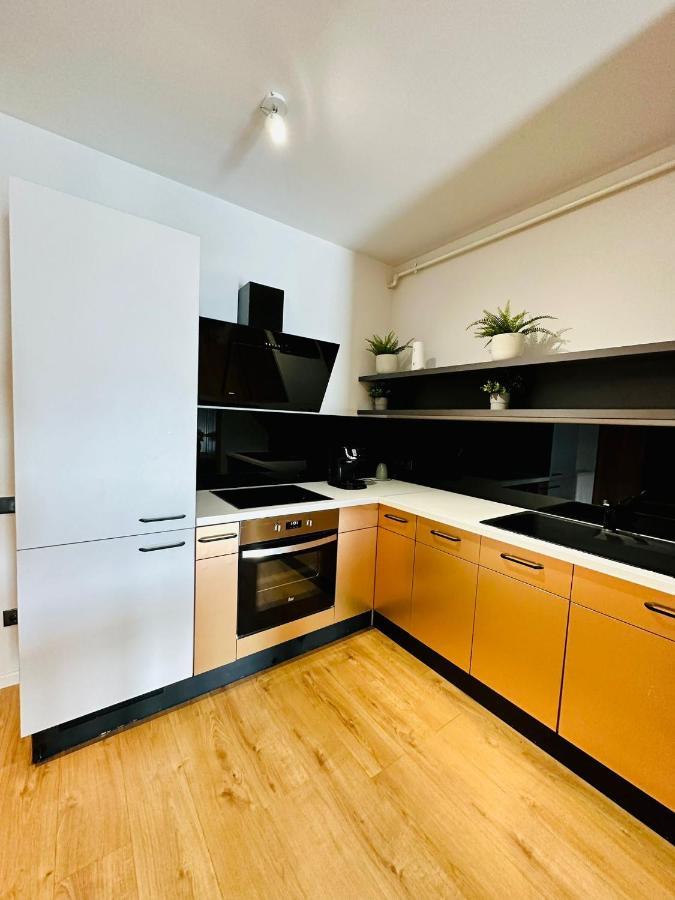 Kharisma Apartment-Free Parking-Ultracentral Cluj-Napoca Exterior photo